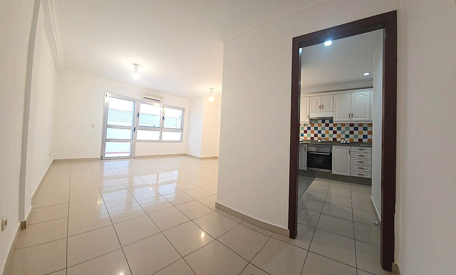 Piso en venta en Calle Luis Morote, Santa Catalina - Canteras, Isleta - Puerto - Guanarteme