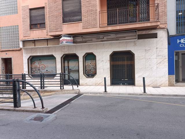 Local comercial en Alquiler en Carrer de Miquel Servet, 1 en Rafalafena