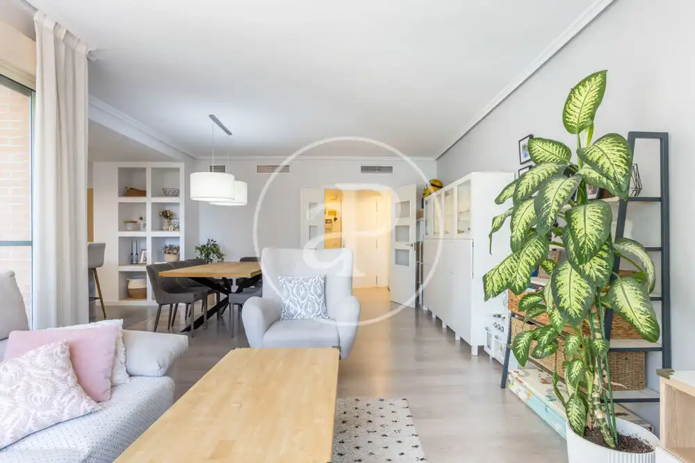 Living room of Flat for sale in Valencia  with Air Conditioner, Heating and Private garden