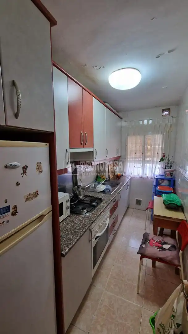 Cocina de Piso en venta en Madrid con Calefacción