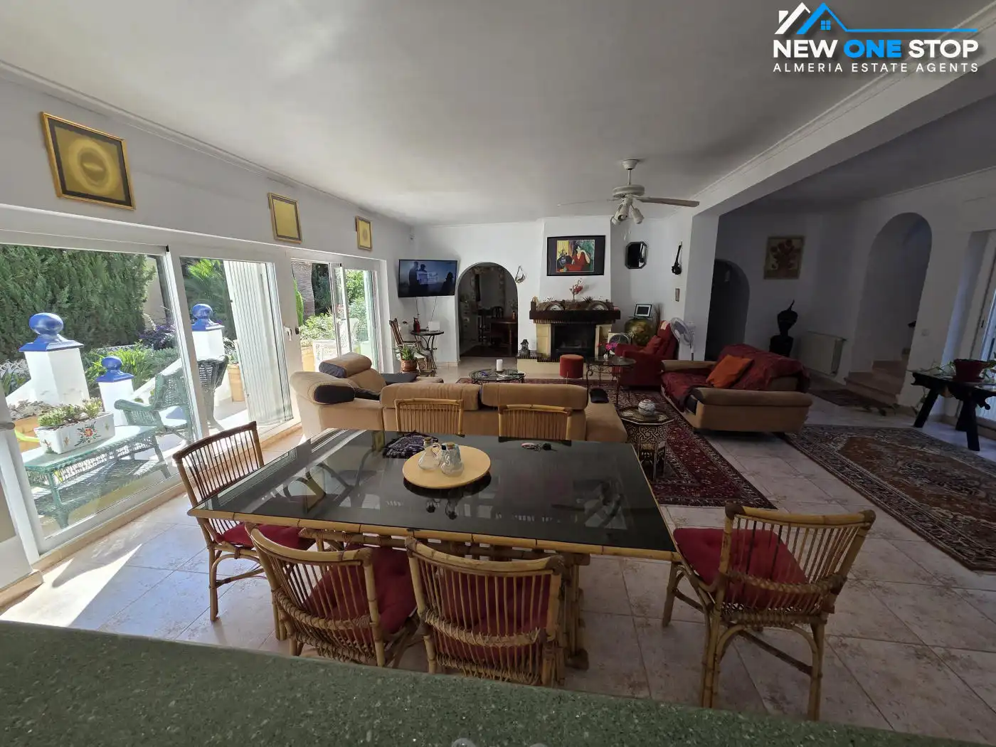 Sala de estar de Casa o chalet en venta en Mojácar con Aire acondicionado, Calefacción y Jardín privado