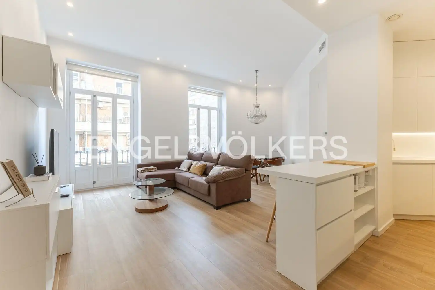 Living room of Flat for rent in Valencia  with Air Conditioner, Heating and Furnished