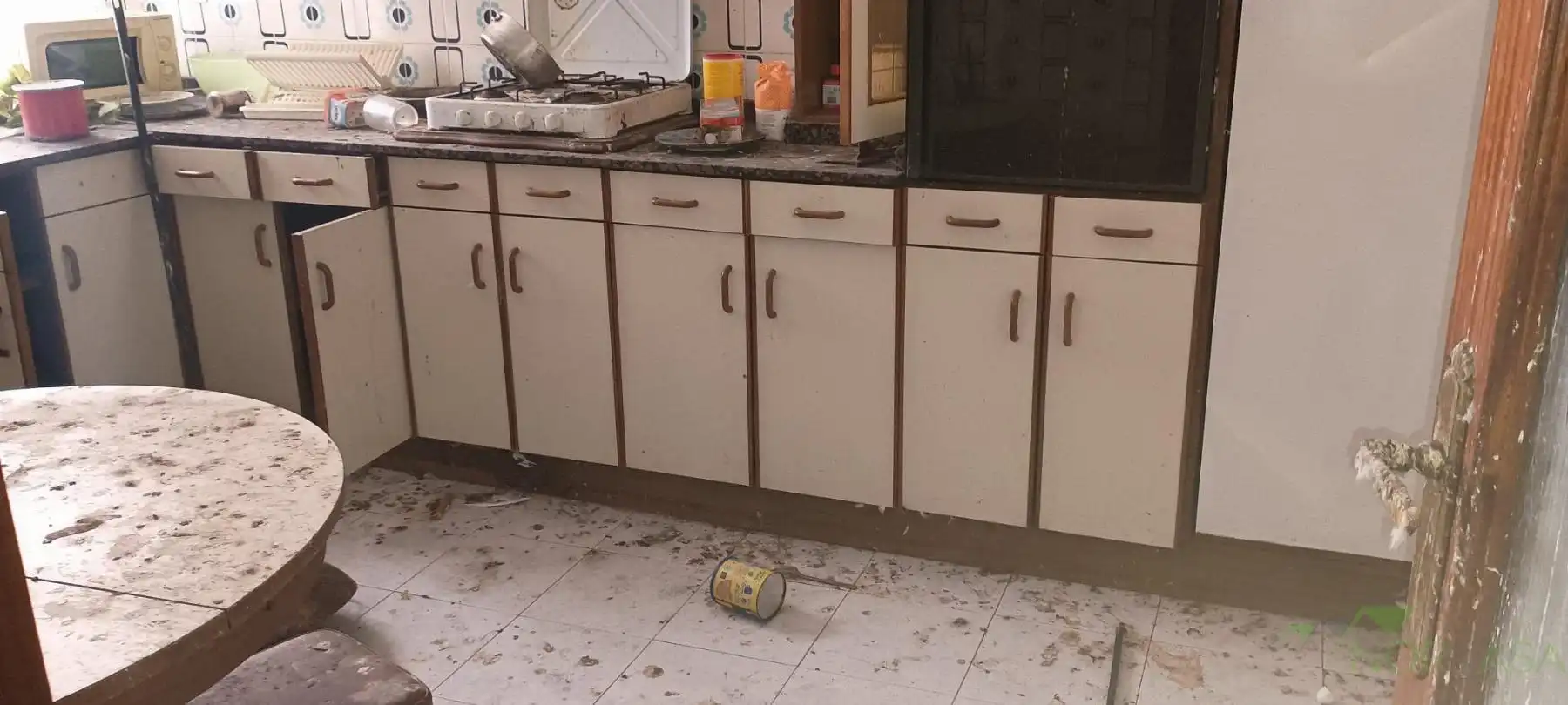 Cocina de Edificio en venta en Oviedo 