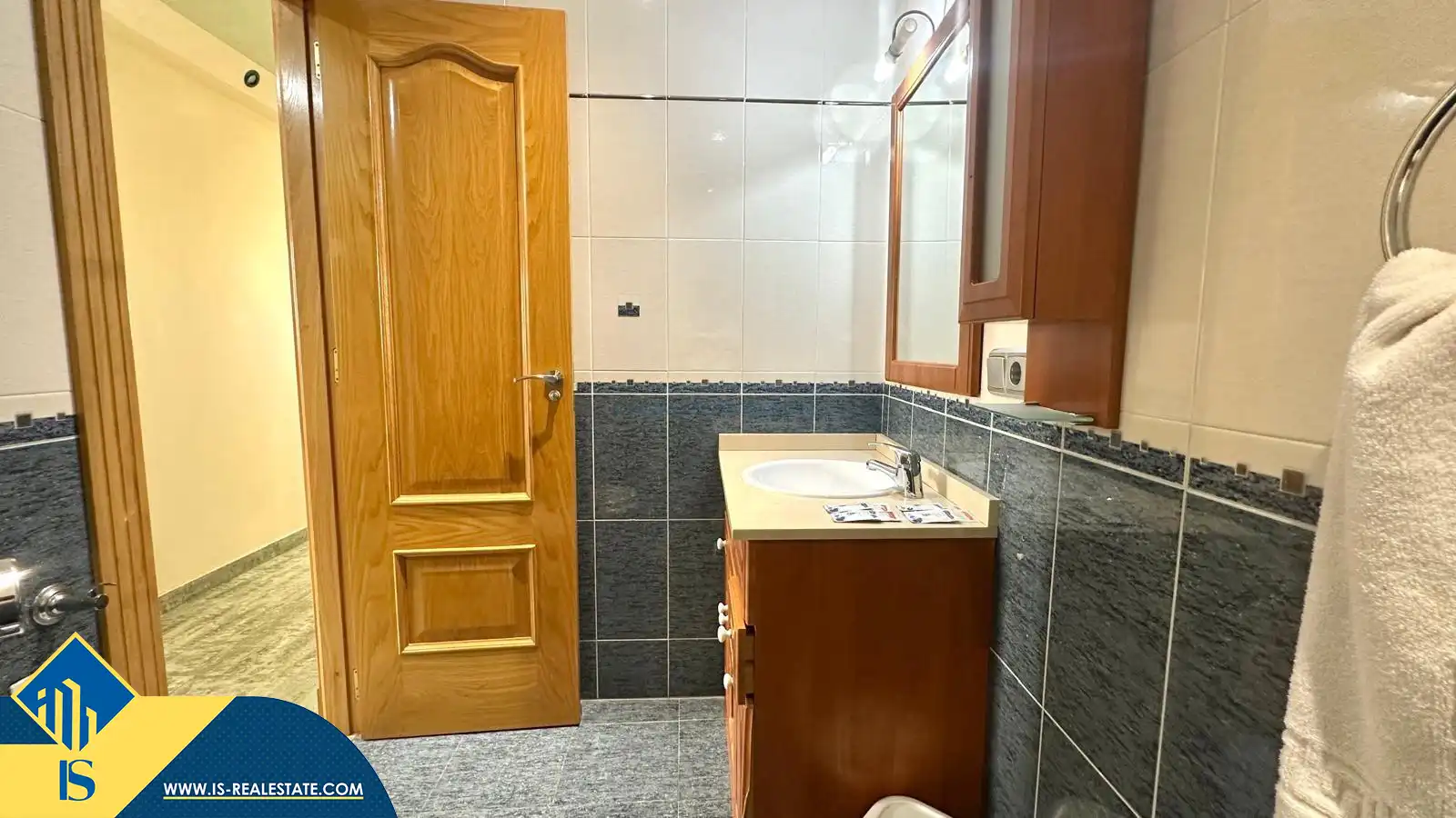 Bathroom of Attic for sale in Dolores  with Terrace and Furnished