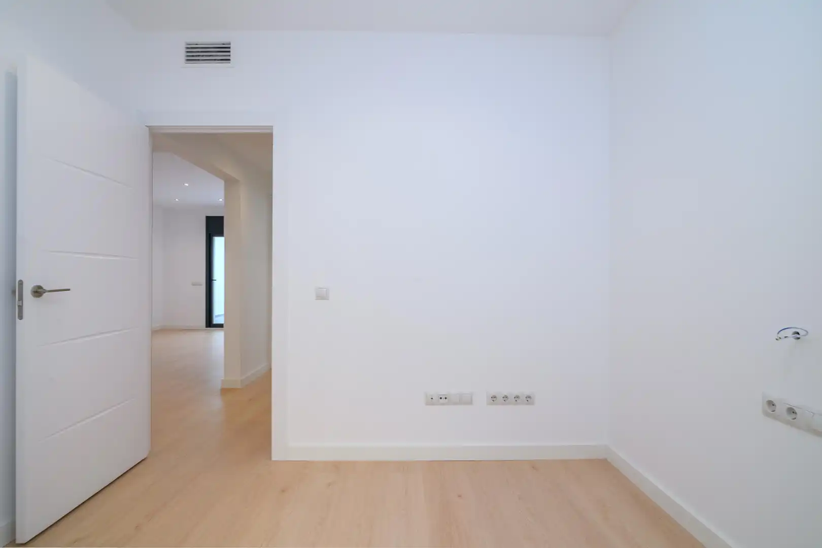 Flat with lift for sale in Carrer Victòria 95, imagen 17