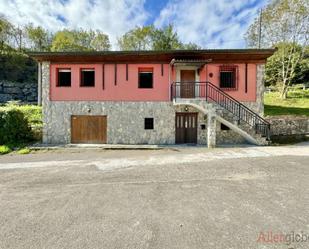 Vista exterior de Casa o xalet en venda en Ribera de Arriba amb Terrassa i Balcó