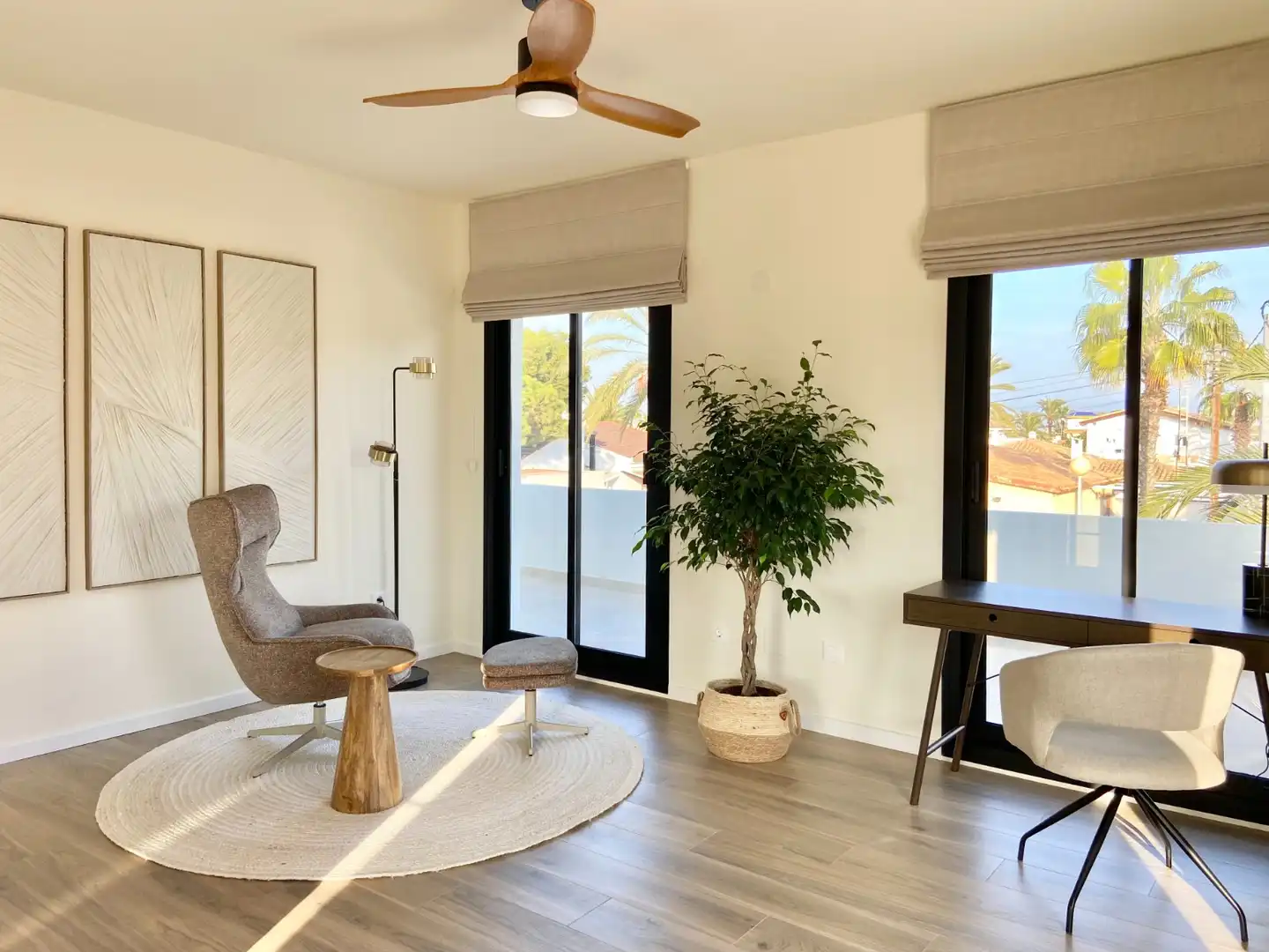 Sala d'estar de Casa o xalet en venda en Orihuela amb Aire condicionat, Jardí privat i Terrassa