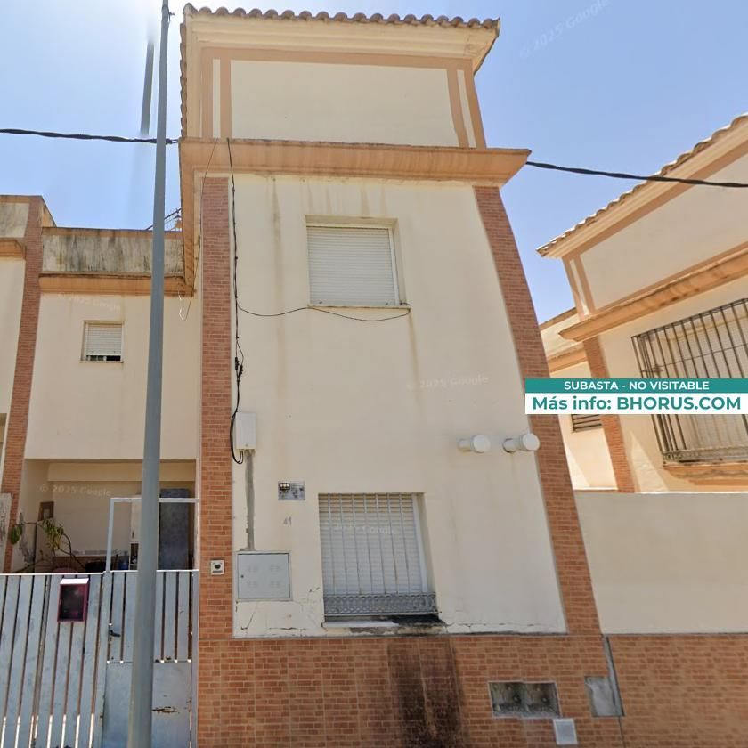 Vista exterior de Pis en venda en Burguillos amb Piscina