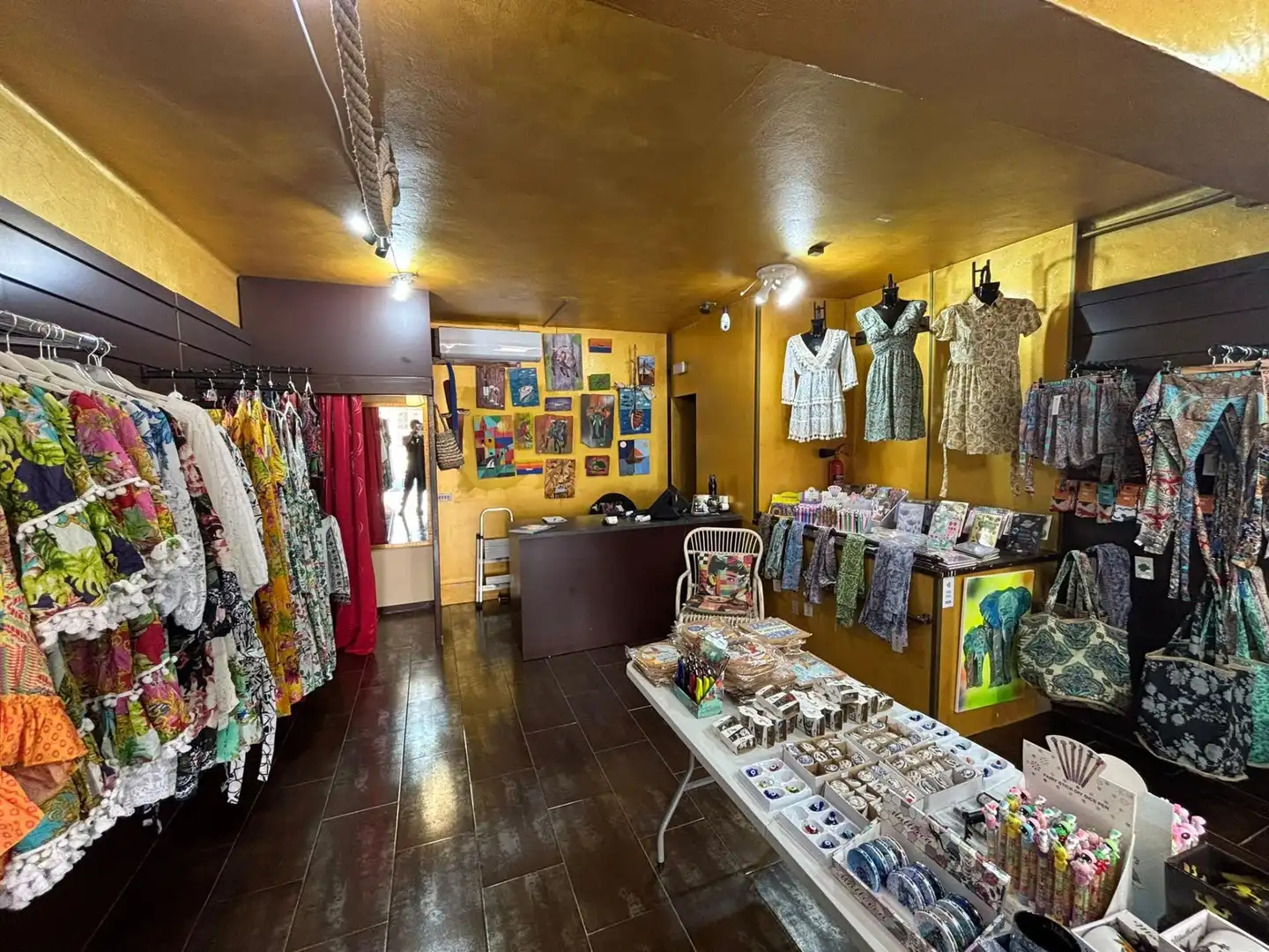 Commercial properties for sale in Santanyí  with Air Conditioner