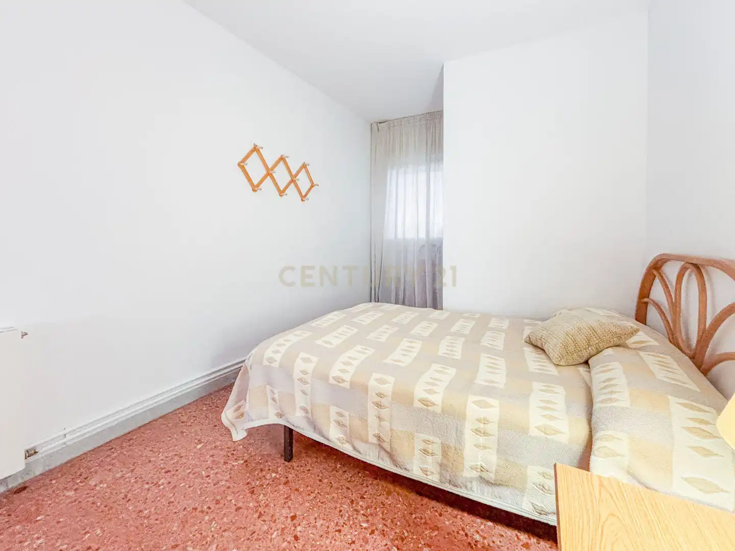 Dormitori de Apartament en venda en Esplugues de Llobregat amb Balcó i Alarma