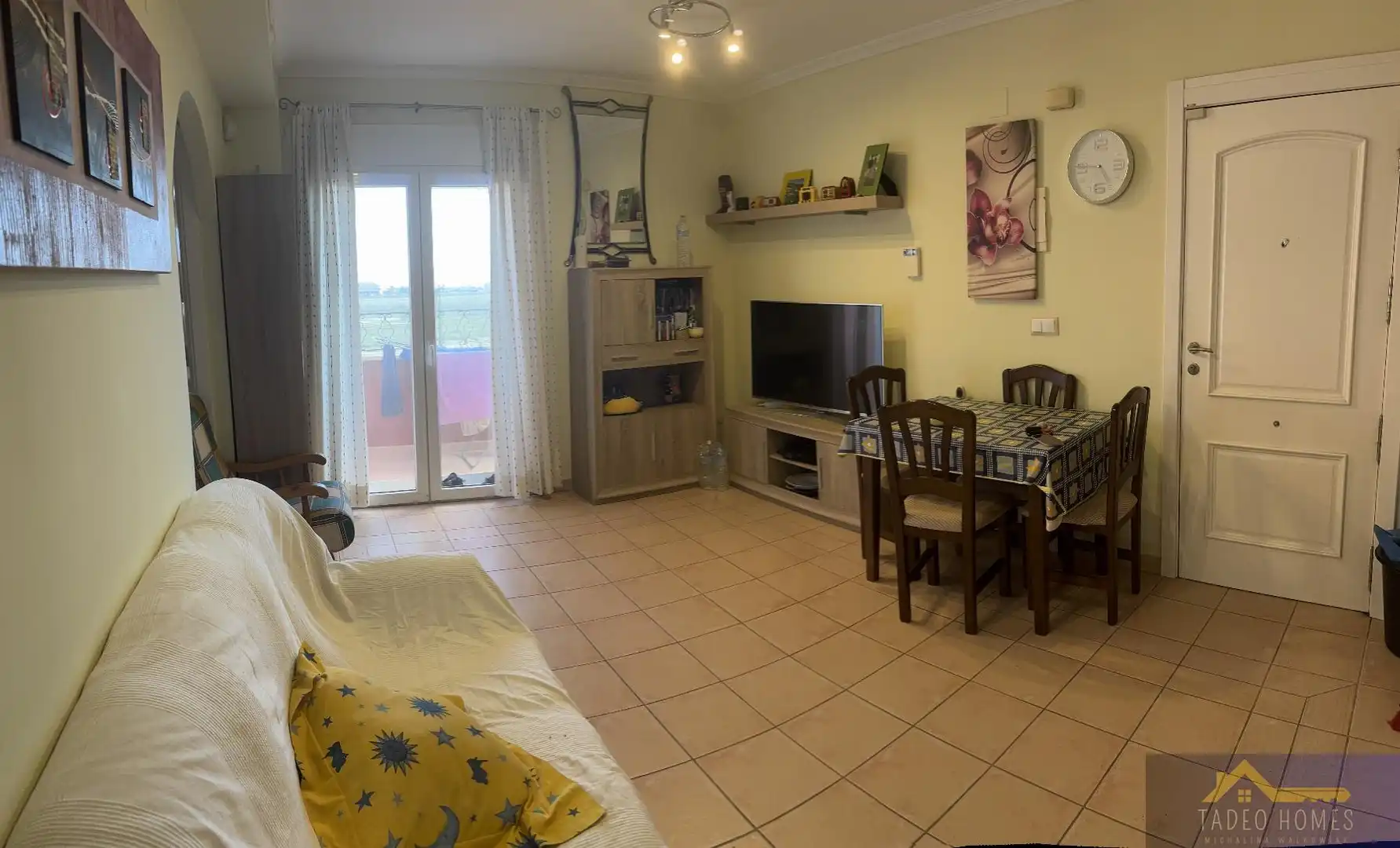 Apartamento de alquiler en Reino Unido, 6, Baños y Mendigo