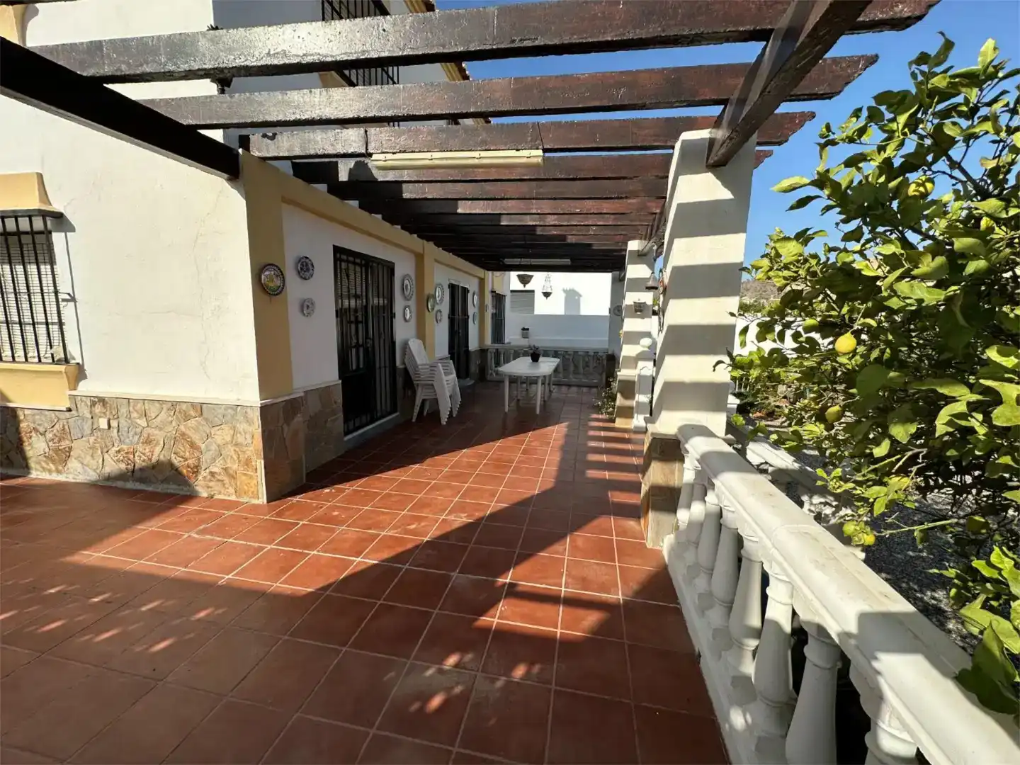 Terrassa de Casa o xalet en venda en Málaga amb Jardí privat, Traster i Balcó