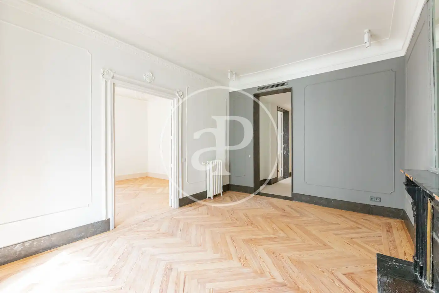 Schlafzimmer von Wohnung zur Miete in Madrid mit Klimaanlage, Heizung und Möbliert