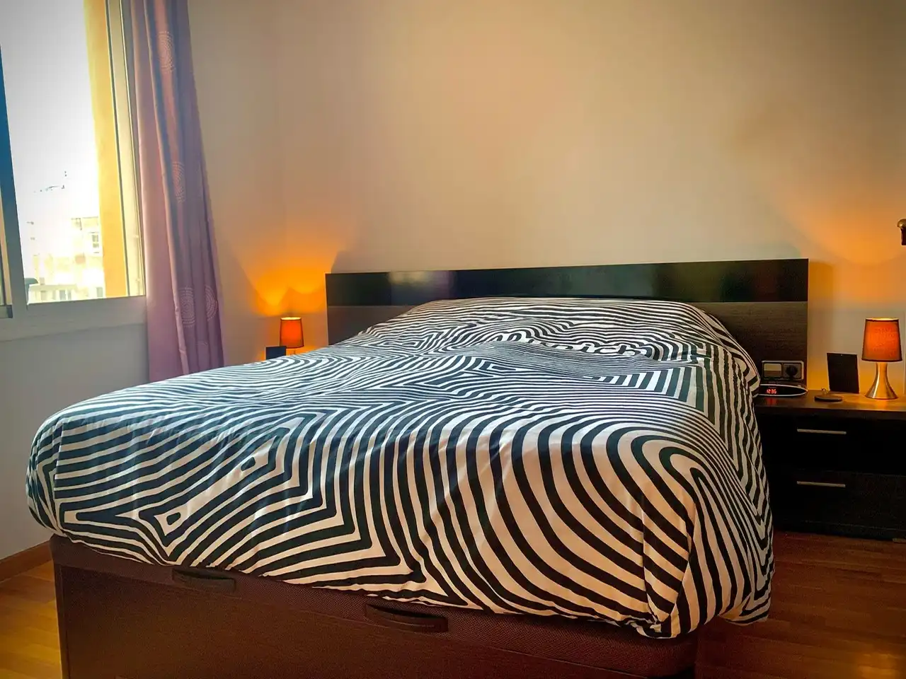 Schlafzimmer von Wohnung zum Verkauf in Barcelona mit Klimaanlage, Heizung und Parkett