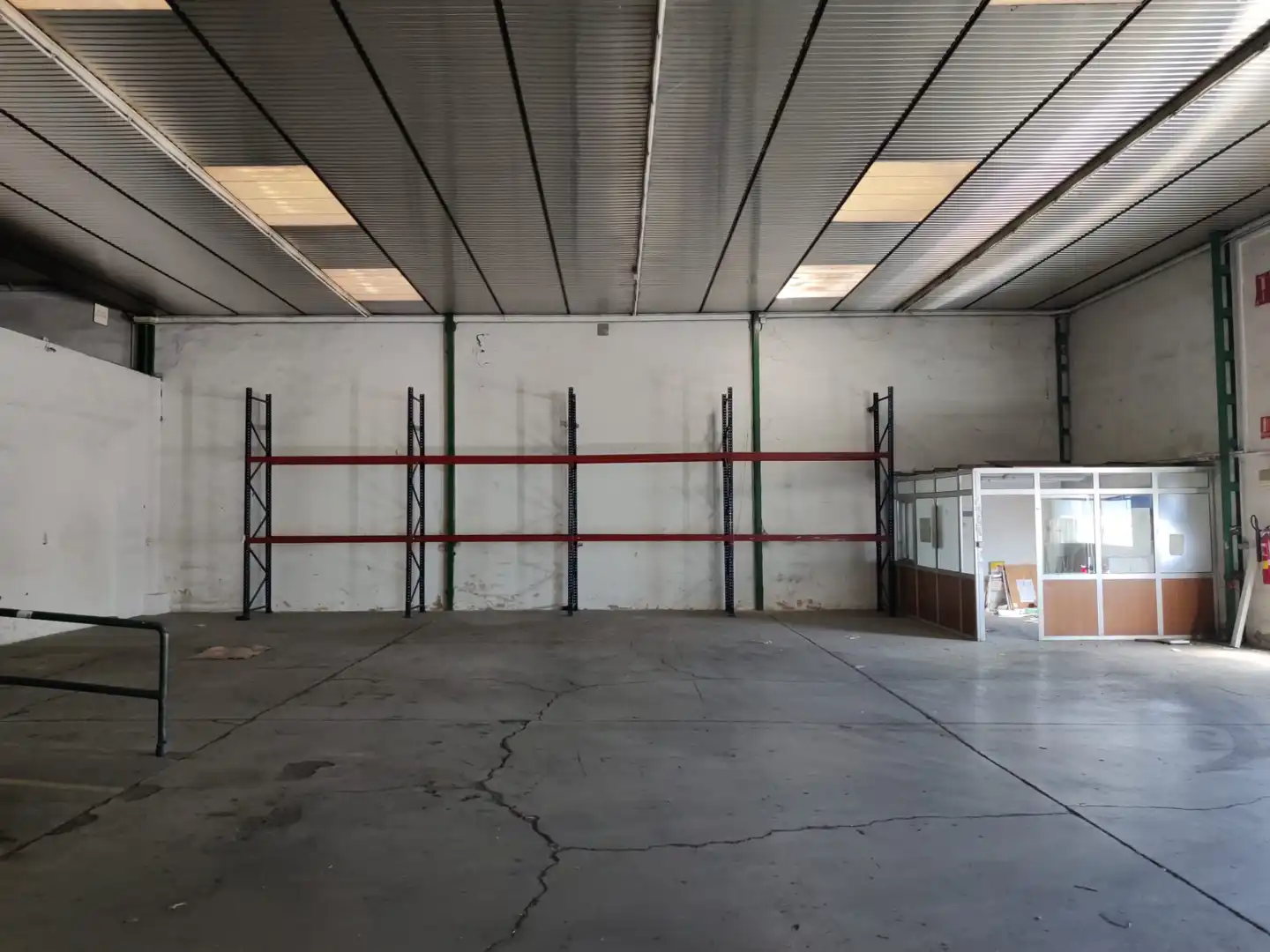 Industrial building for sale in Calle Huelma 101, imagen 7