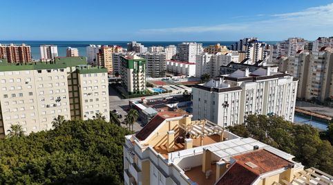 Foto 4 de Apartamento en venta en Playa de Gandia, Gandia