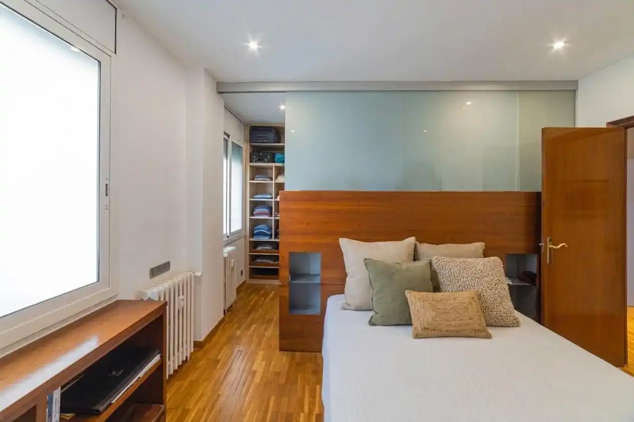 Piso con ascensor en venta en Les Corts, imagen 2
