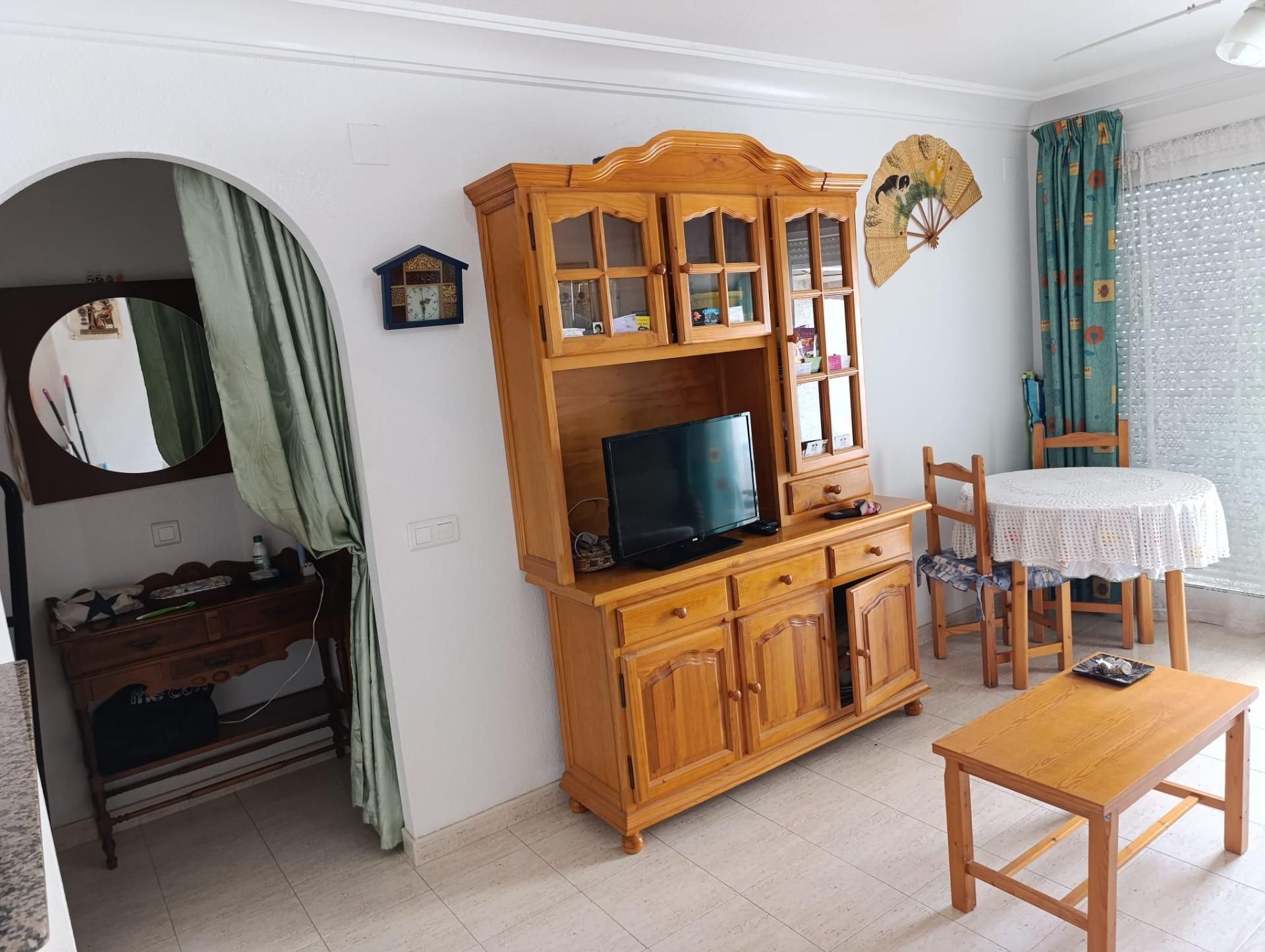 Menjador de Apartament en venda en Villajoyosa / La Vila Joiosa amb Terrassa i Piscina comunitària