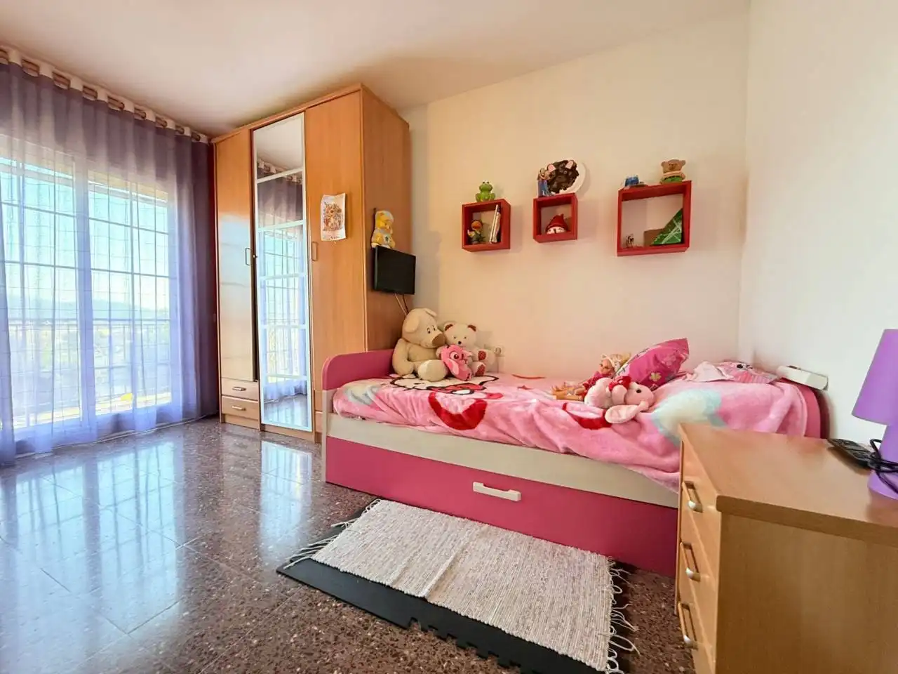 Dormitori de Casa o xalet en venda en Riells i Viabrea amb Aire condicionat, Calefacció i Jardí privat
