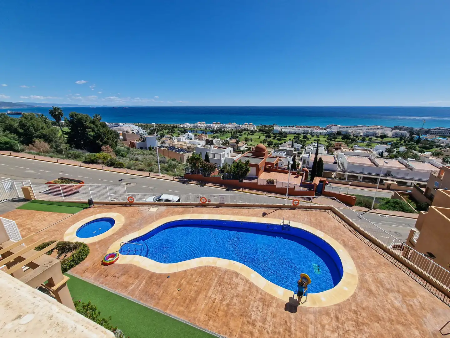 Apartment with pool for sale in Avenida del Mar 27, imagen 9