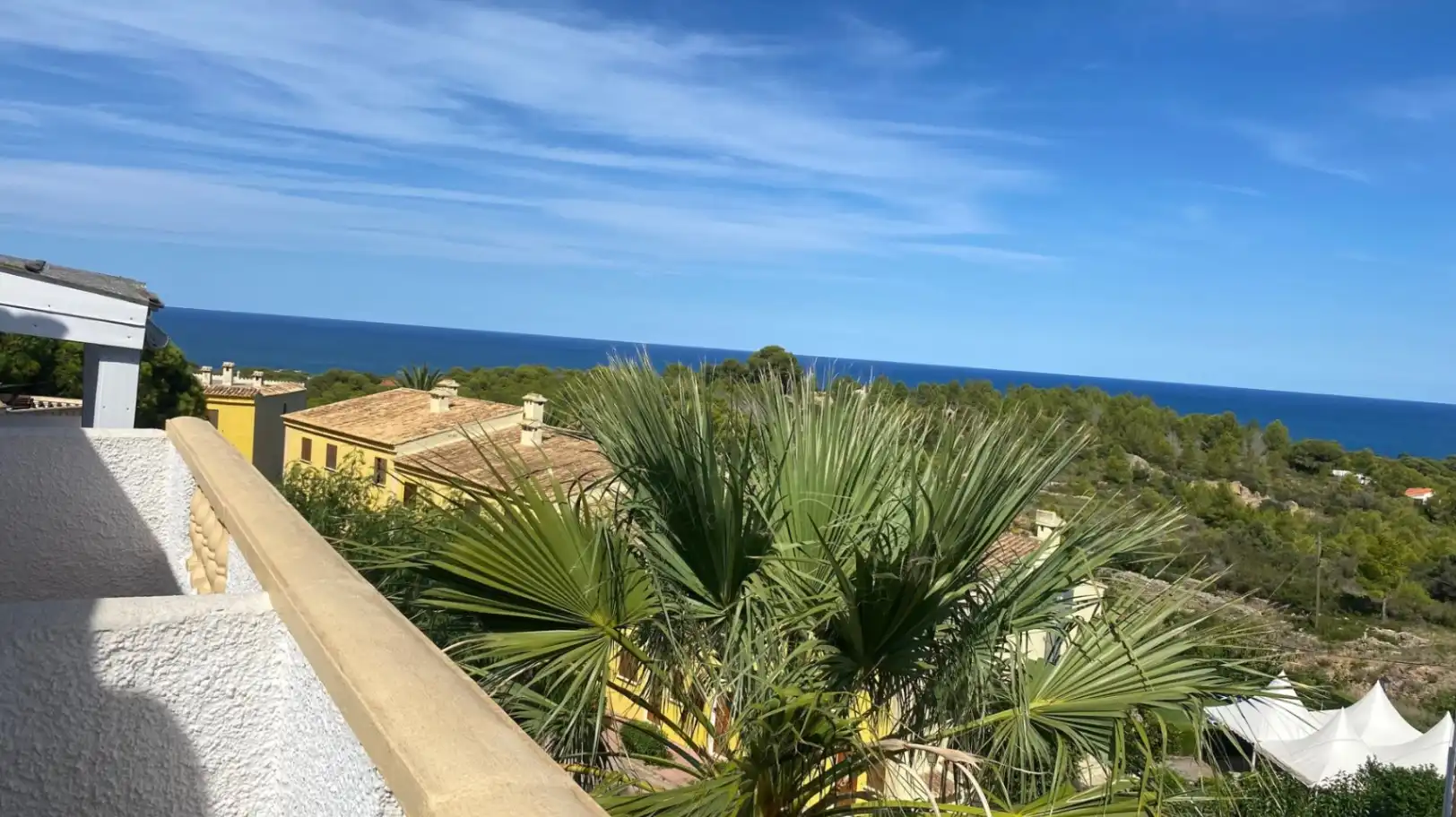 Detached homes for sale in El Montgó