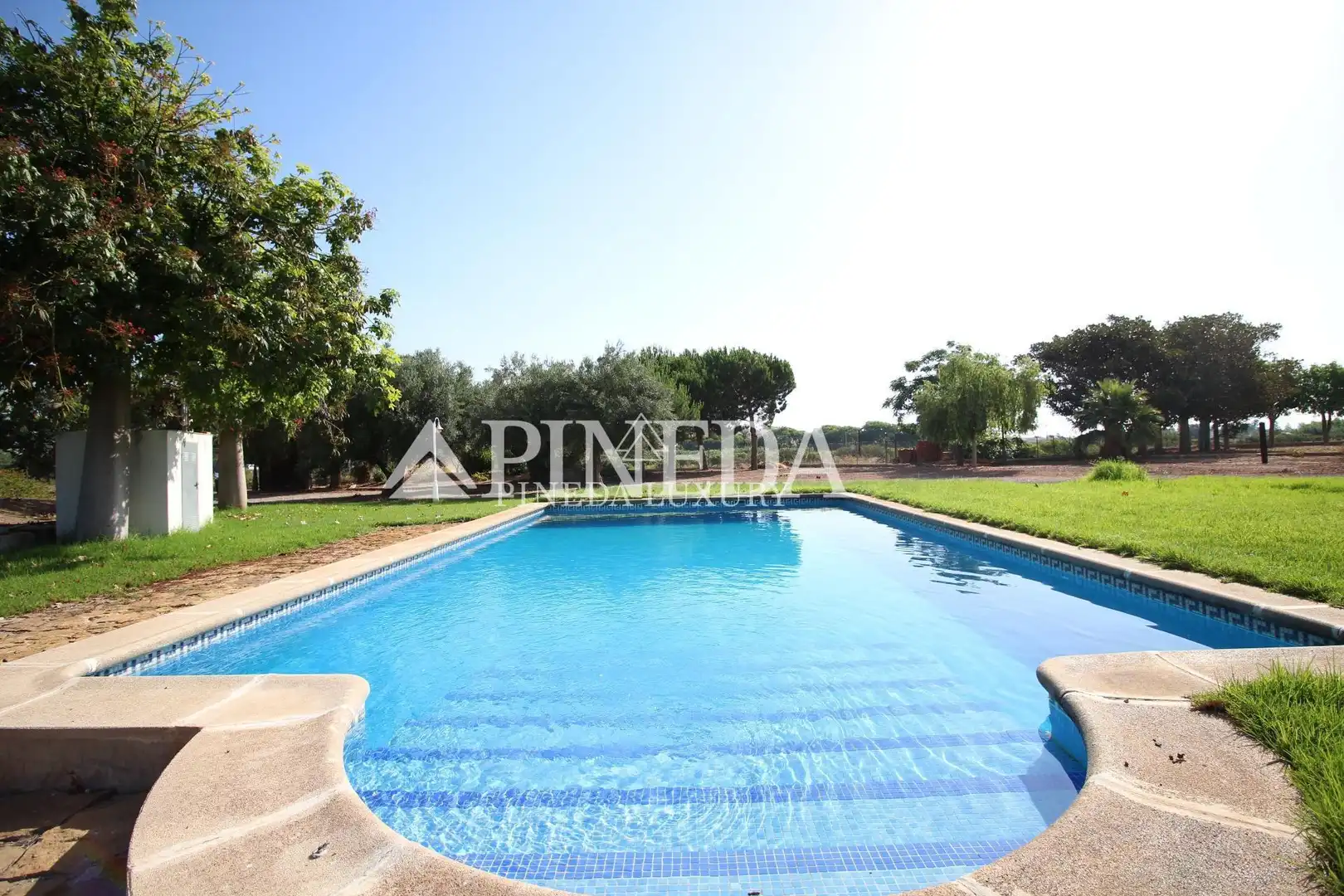 Piscina de Casa o xalet en venda en El Puig de Santa Maria amb Aire condicionat, Jardí privat i Terrassa