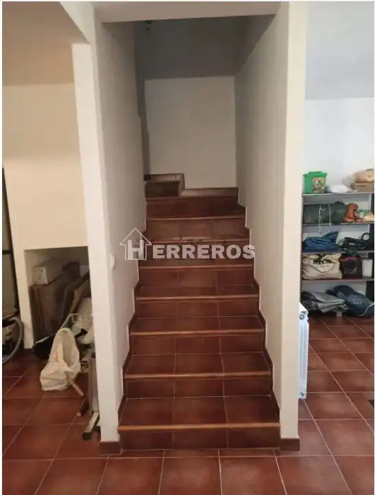 Casa adosada en venda en Alesanco amb Calefacció, Parquet i Terrassa