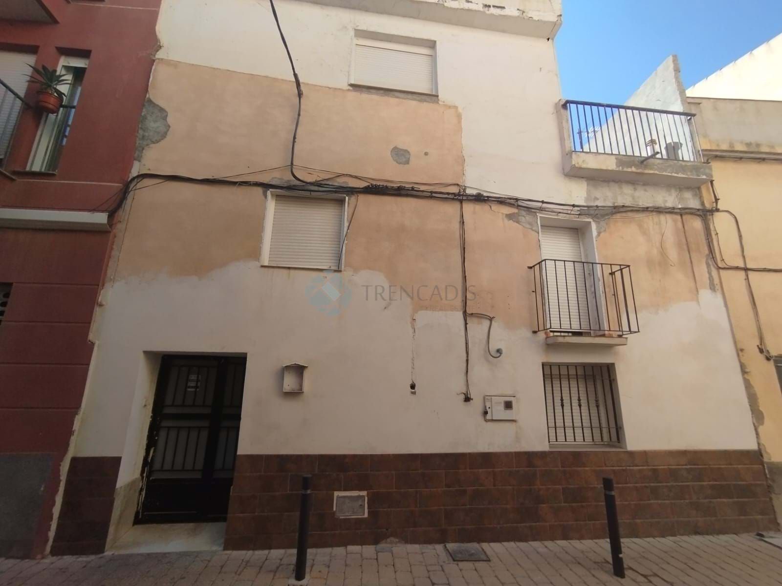 Vista exterior de Casa adosada en venta en Lorca