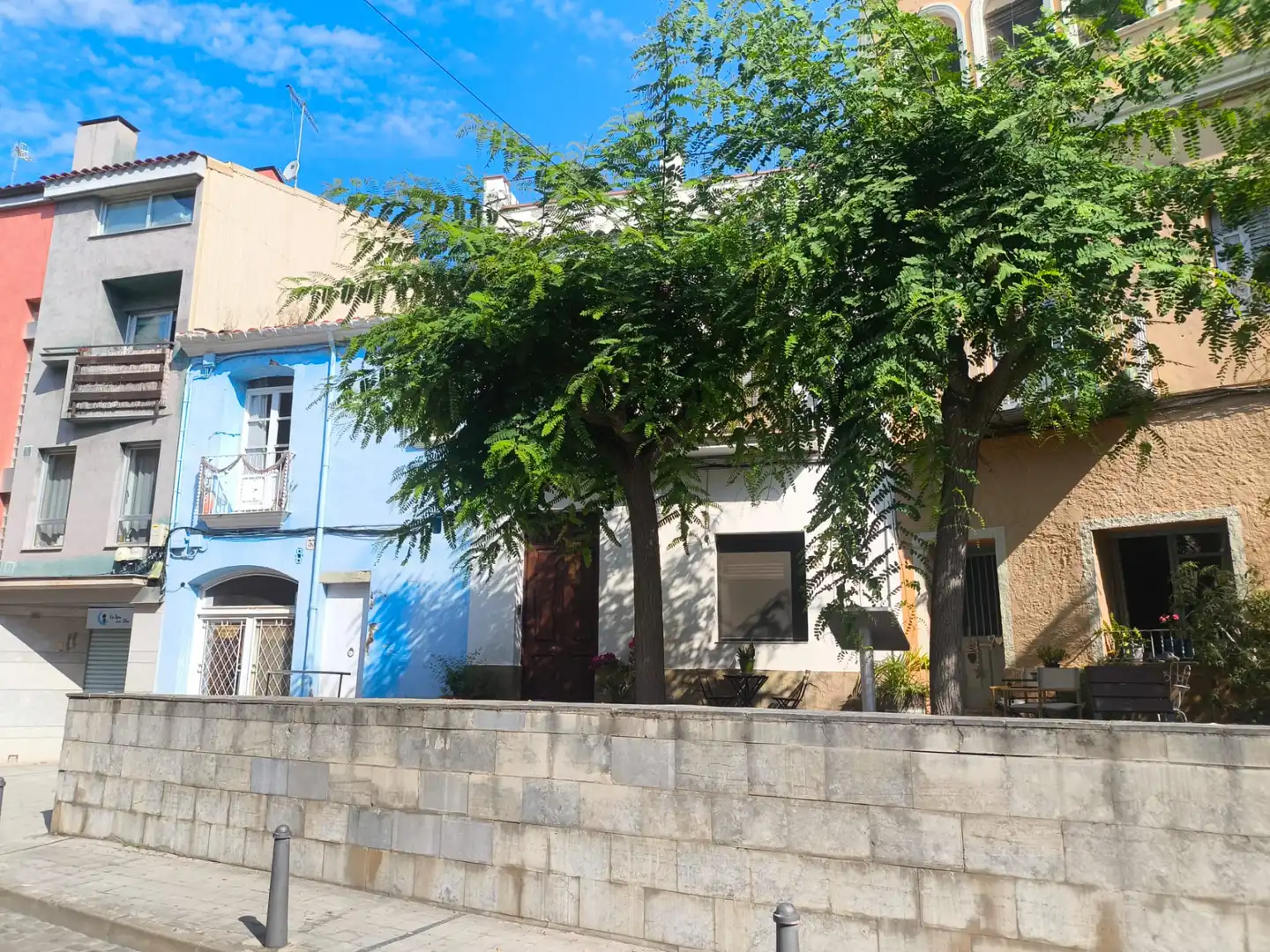 Vista exterior de Casa adosada en venta en Caldes d'Estrac con Calefacción, Parquet y Amueblado