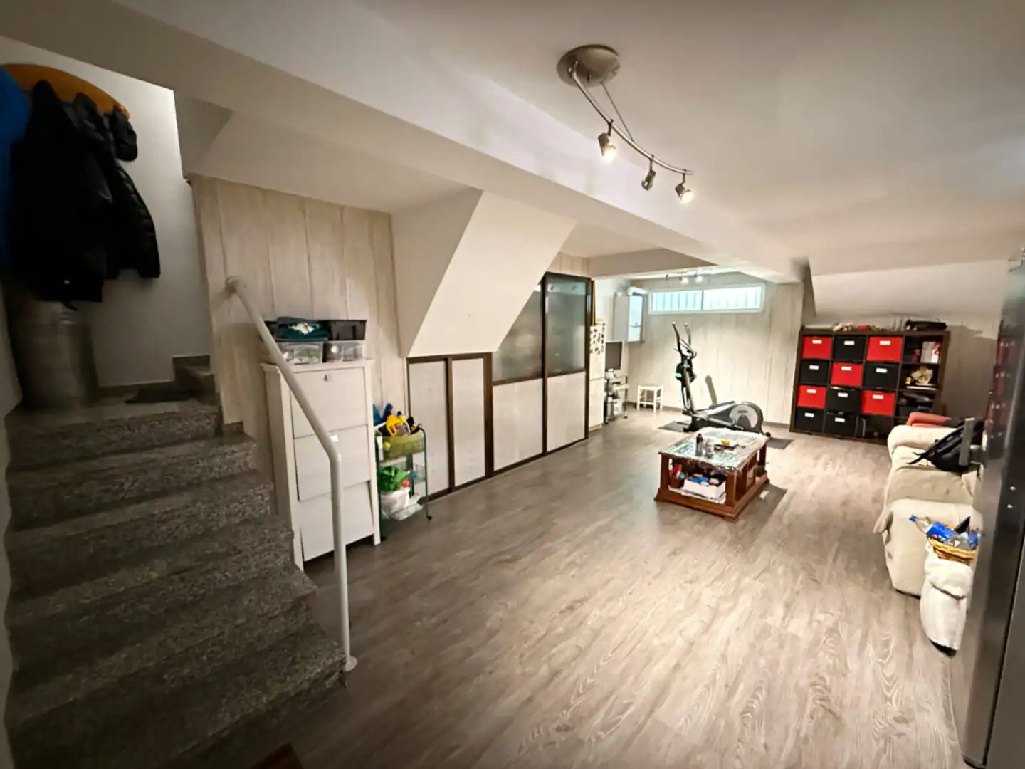 Casa adosada en venta en Oviedo  con Calefacción, Jardín privado y Parquet