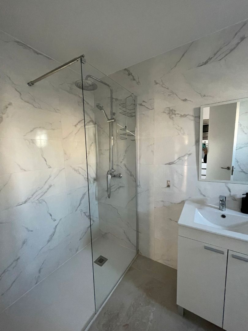 Bany de Casa o xalet en venda en  Valencia Capital amb Aire condicionat, Moblat i Rentadora