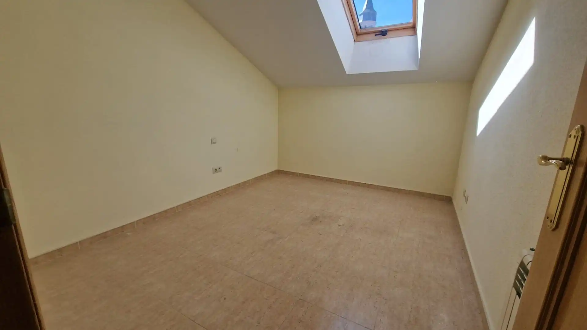 Dúplex en venta en Peñaranda de Bracamonte con Calefacción, Terraza y Trastero