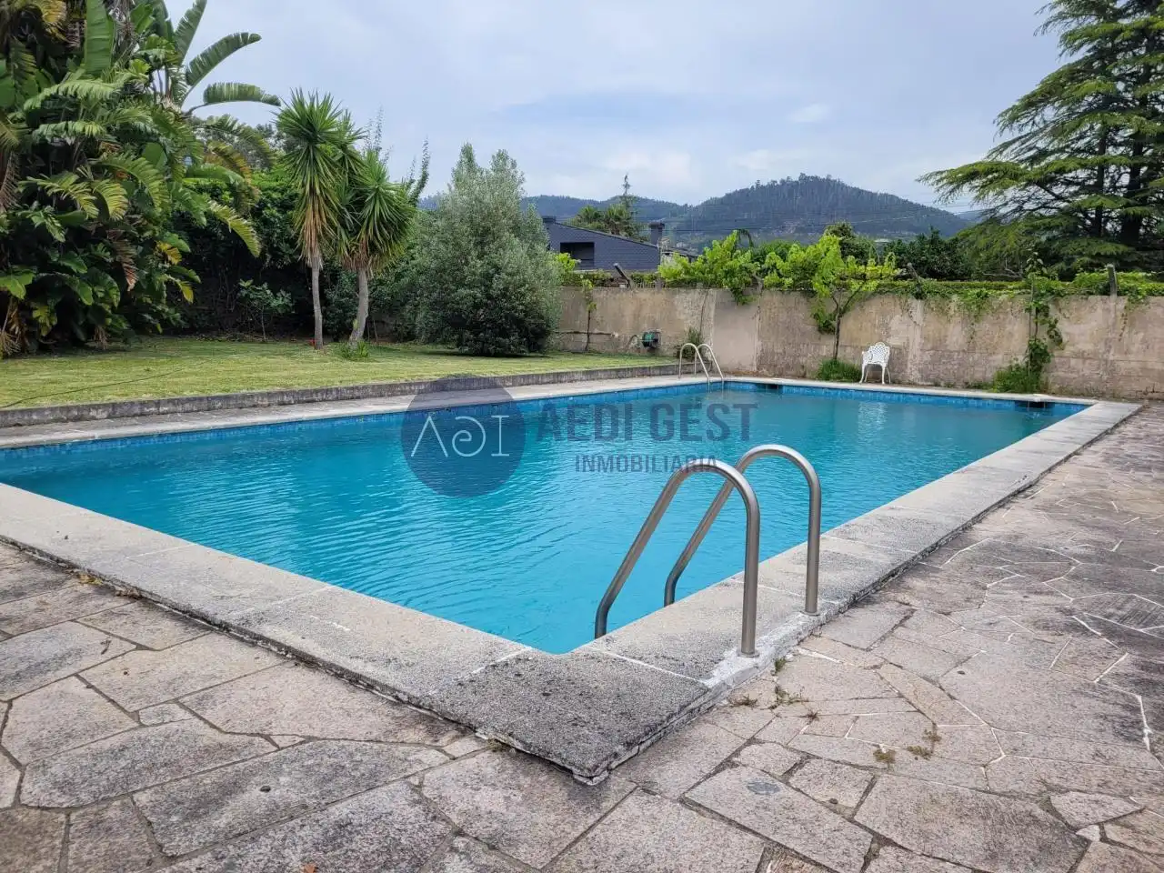 Swimming pool of Houses for sale in Nigrán  with Heating, Private garden and Terrace