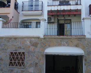 Vista exterior de Casa o xalet en venda en Nerja amb Aire condicionat, Calefacció i Terrassa