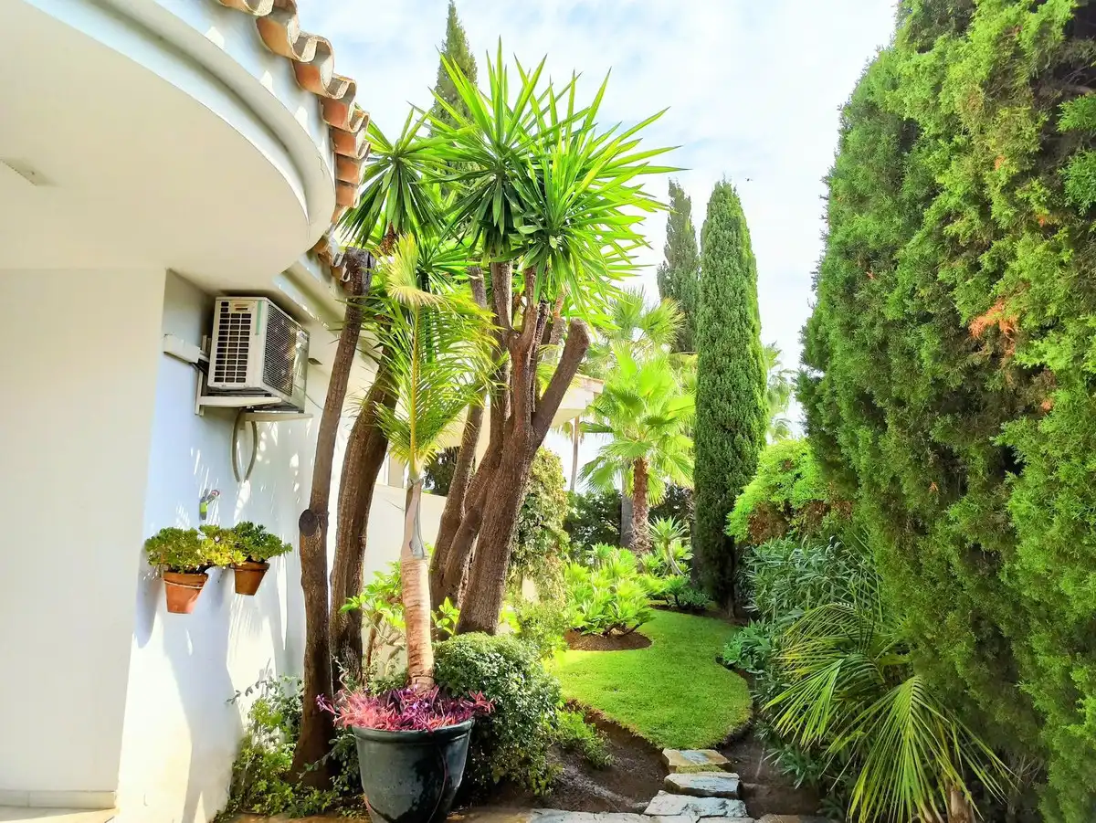 Xalet amb jardí en venda a Nueva Andalucía, imagen 21