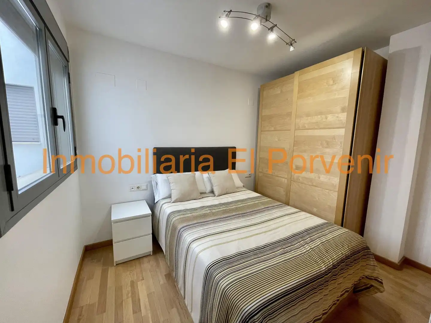 Schlafzimmer von Wohnung zur Miete in Aldaia mit Klimaanlage und Parkett
