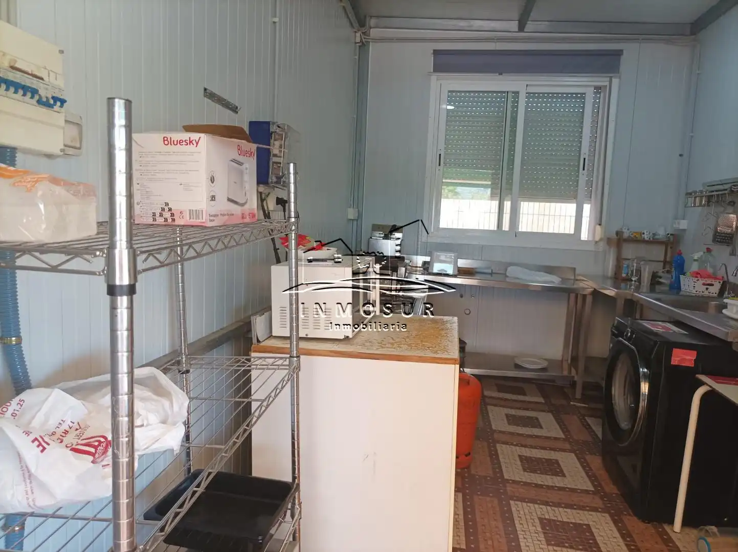 Cuina de Casa o xalet en venda en Lucena amb Piscina i Moblat