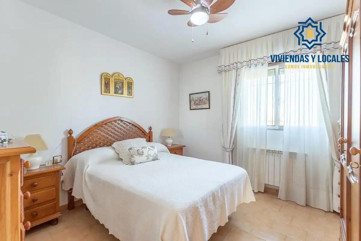 Detached house with pool for sale in Gójar, imagen 19