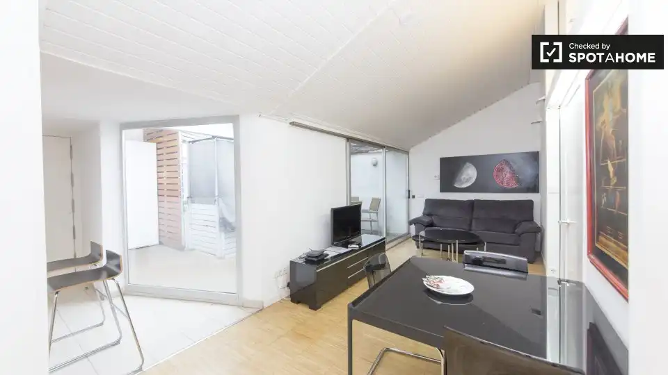 Piso con terraza en alquiler en Centro