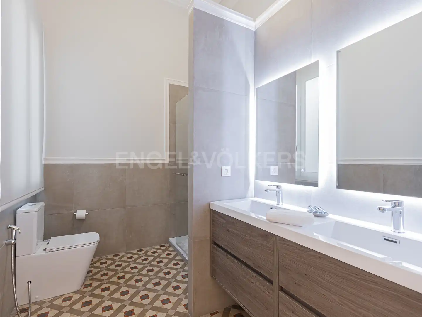 Piso con terraza en alquiler en Eixample, imagen 17