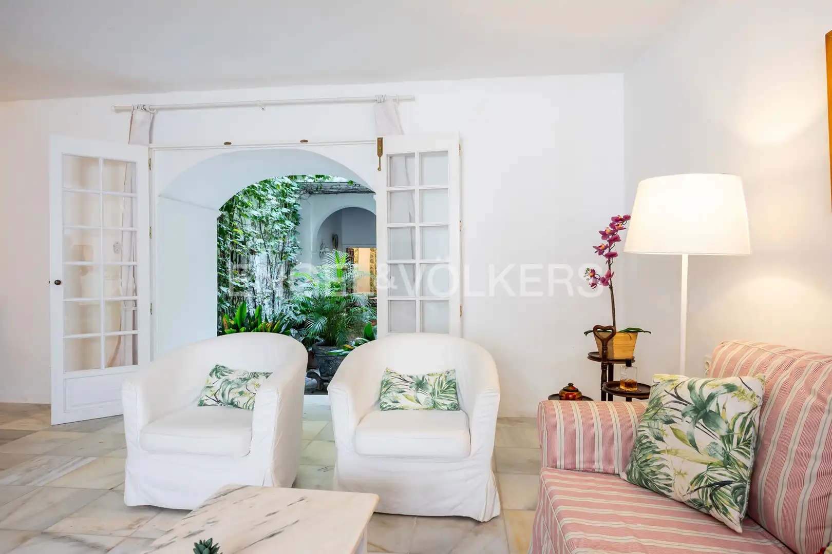 Sala de estar de Casa o chalet en venta en Sanlúcar de Barrameda con Aire acondicionado, Calefacción y Jardín privado