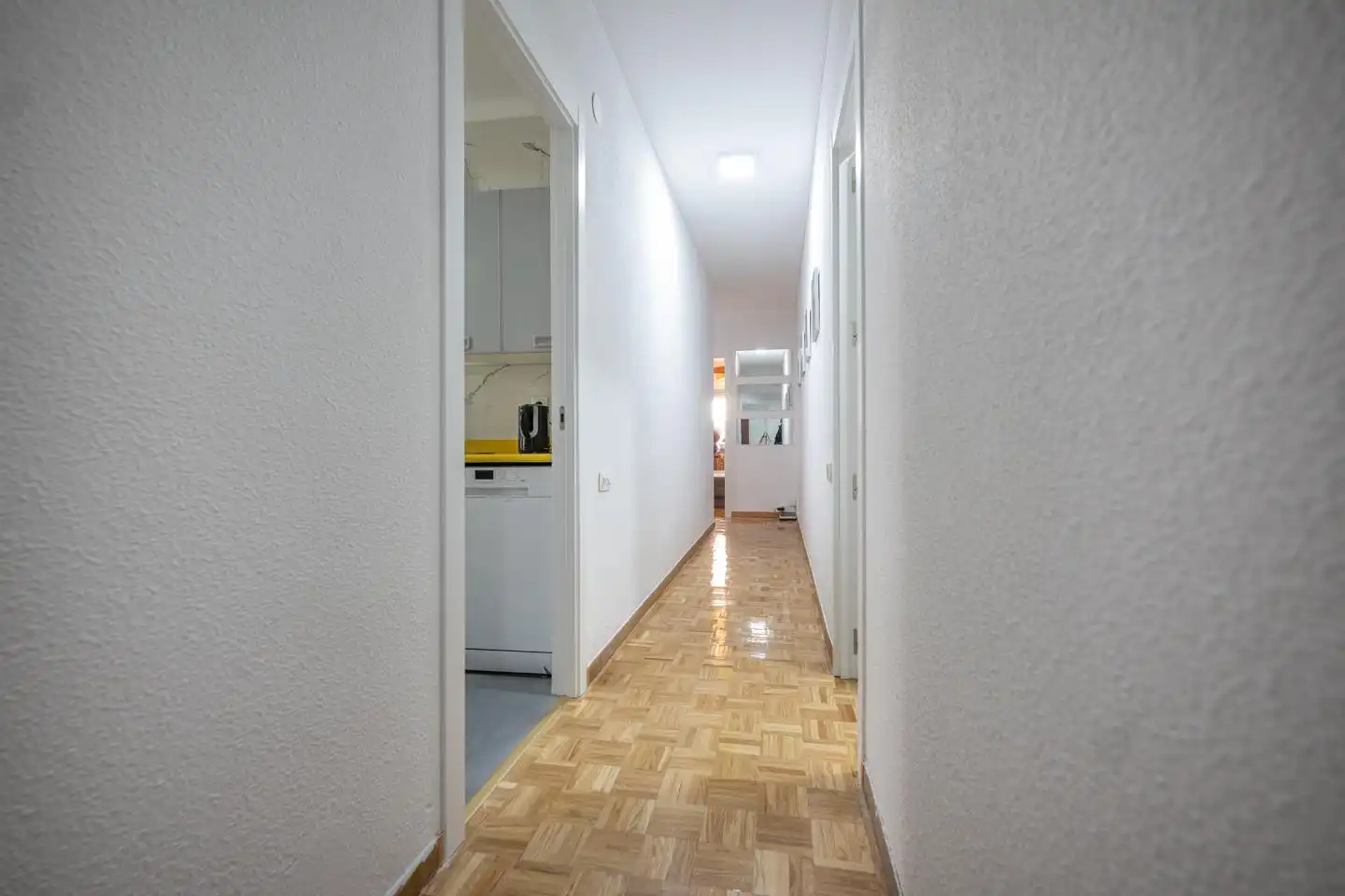 Pis per a compartir en Ávila amb Calefacció, Parquet i Terrassa
