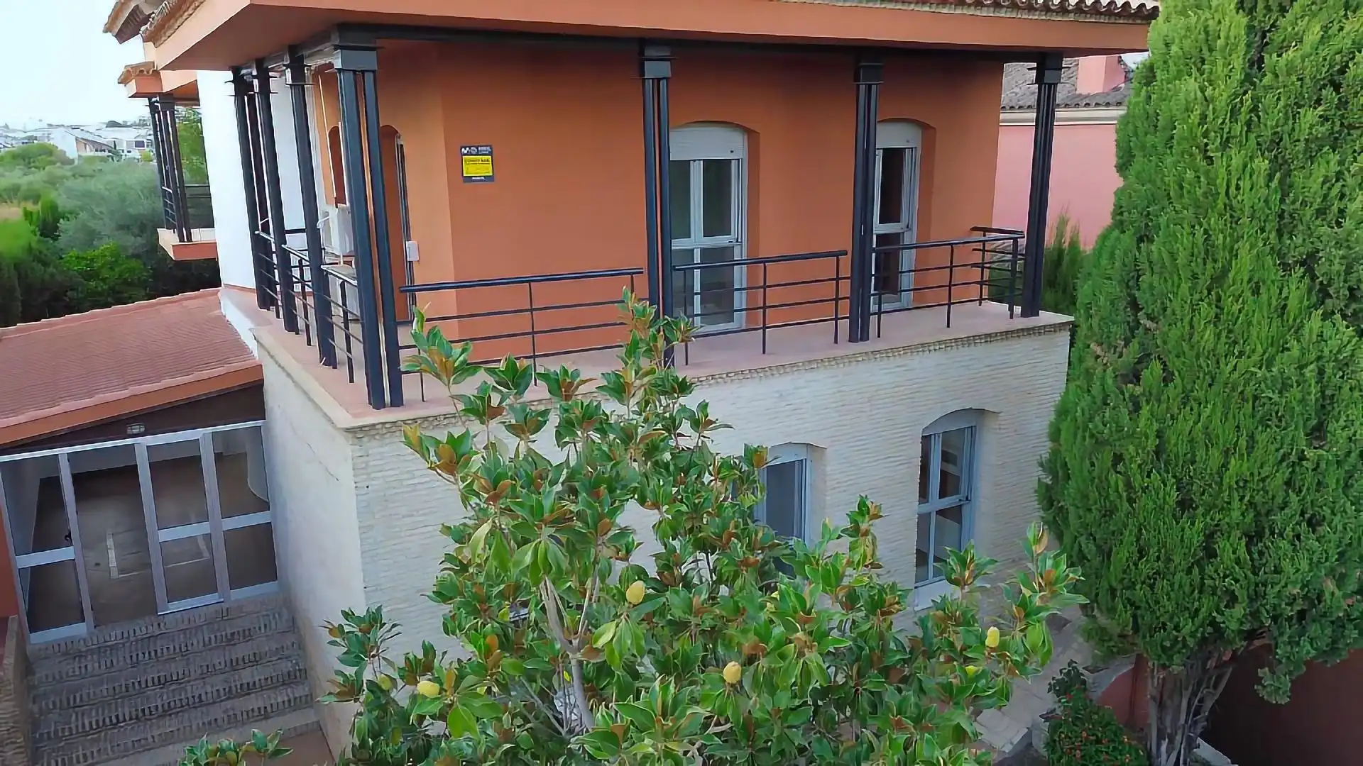 Vista exterior de Casa o chalet en venta en Bormujos con Aire acondicionado, Calefacción y Jardín privado