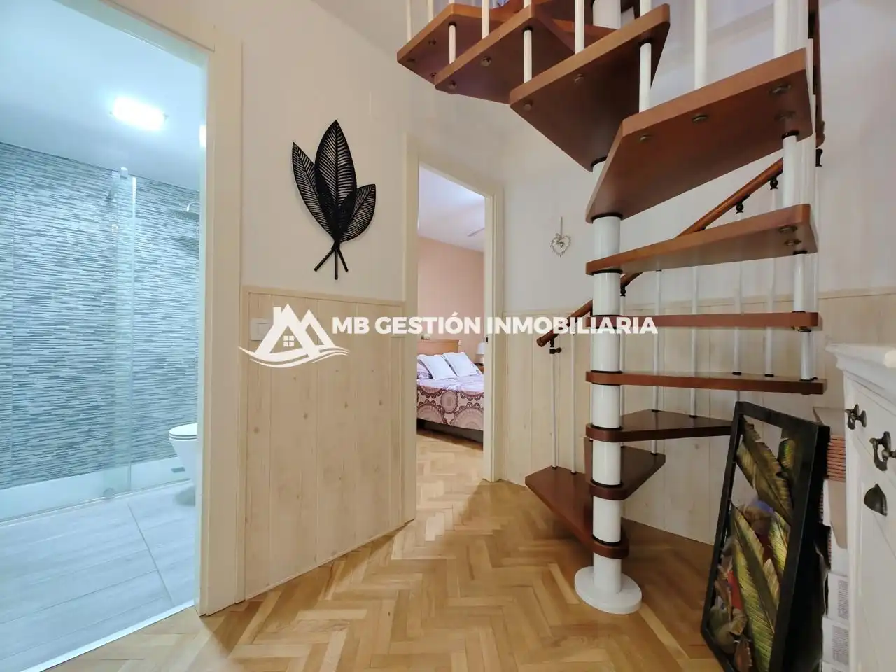 Maisonette zum Verkauf in Fuenlabrada mit Klimaanlage, Heizung und Terrasse