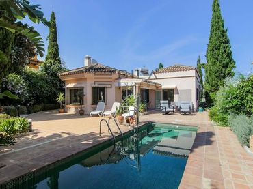 Villa avec piscine à vendre à Haza del Algarrobo