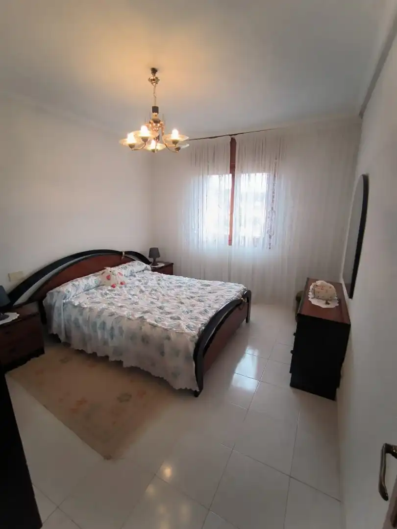 Habitación de Casa o chalet en venta en Medina de Pomar con Calefacción, Jardín privado y Terraza