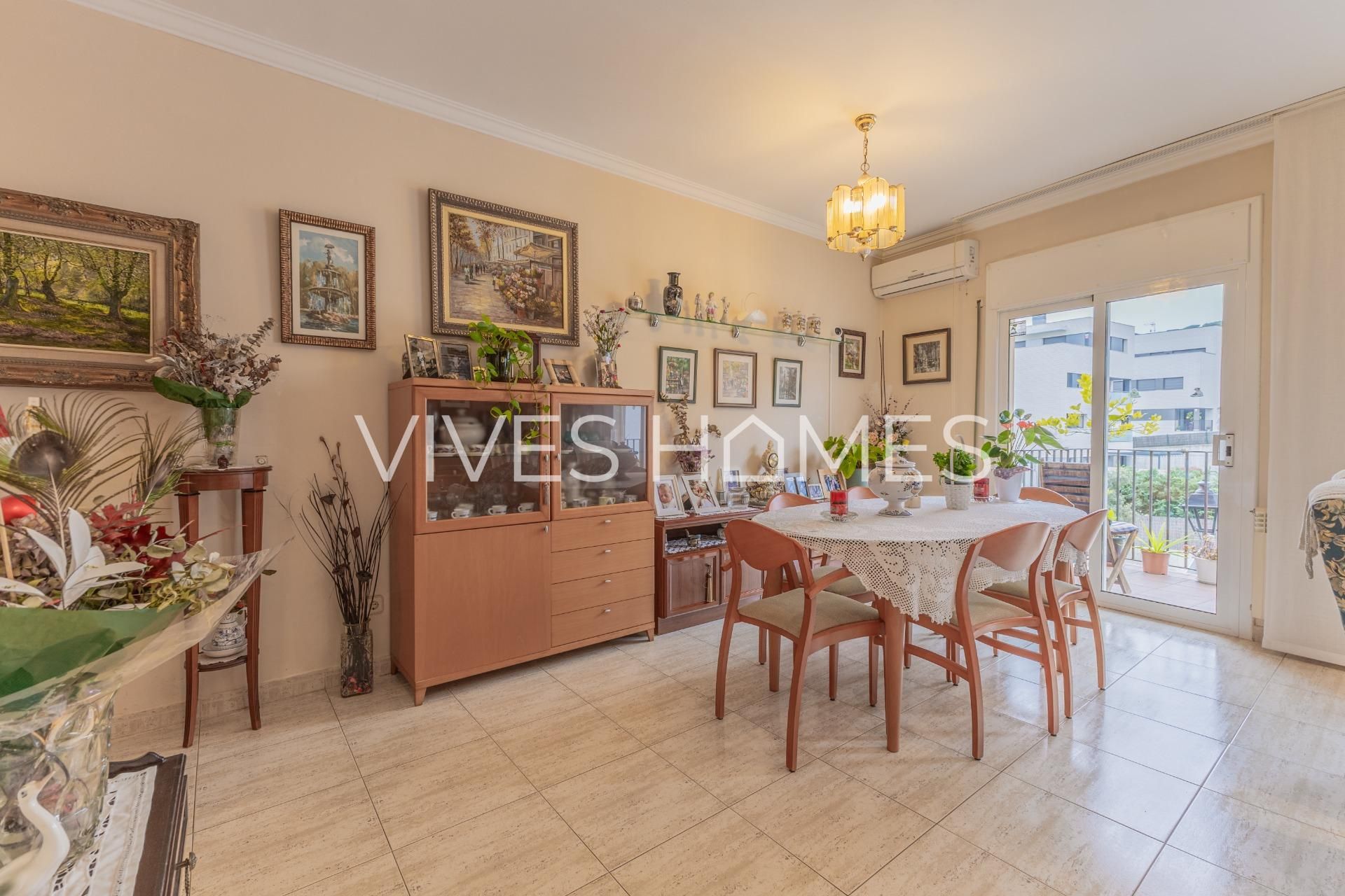 Comedor de Piso en venta en Sant Andreu de Llavaneres con Aire acondicionado, Calefacción y Terraza
