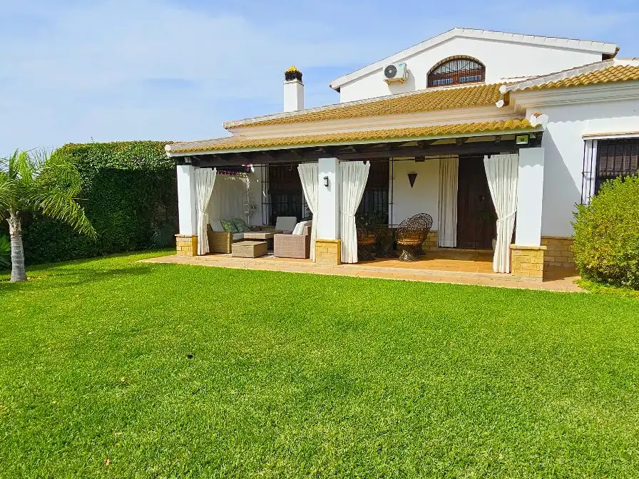 Chalet con jardín en venta en Federico García Lorca 4, imagen 8