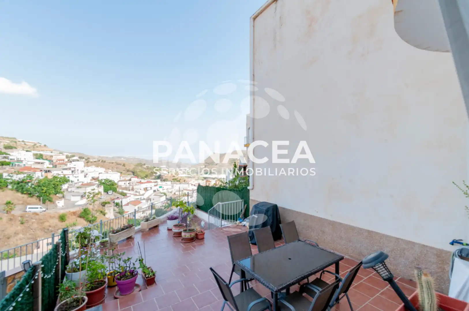 Terraza de Casa adosada en venta en Albuñol con Jardín privado, Terraza y Amueblado