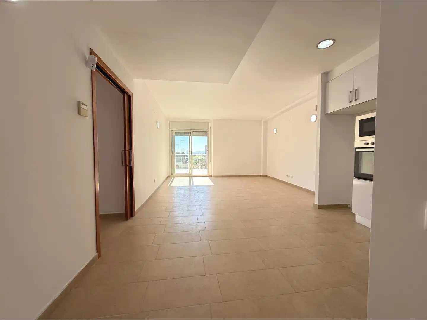Living room of Flat for sale in Constantí  with Air Conditioner and Balcony